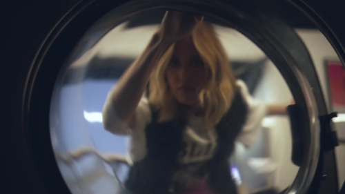 033.jpg